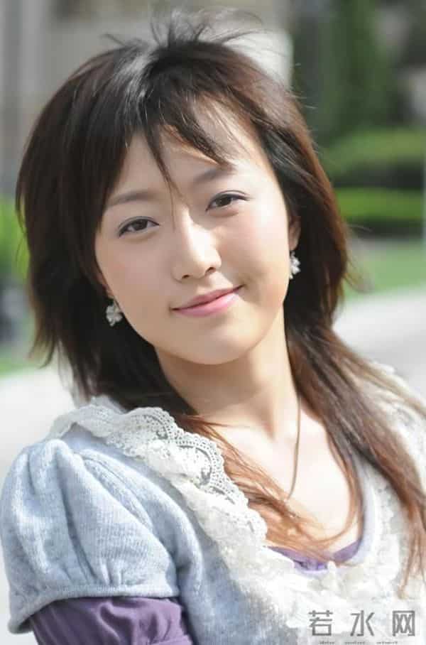 潘长江女儿潘阳追悼会,富豪石磊：潘长江是我岳父，不管潘阳红不红，她都是我的财政管家