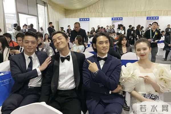 唐人三宝,永远的唐人三宝！刘诗诗袁弘为胡歌新片包场，杨幂则噤声