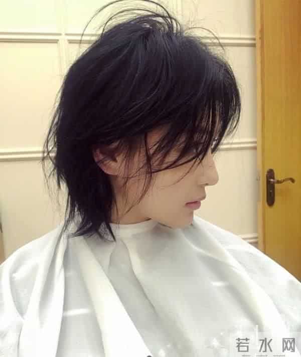 张馨予整容,军嫂张馨予：整容上位黑料不断，手撕前任李晨，遇真爱后却转型