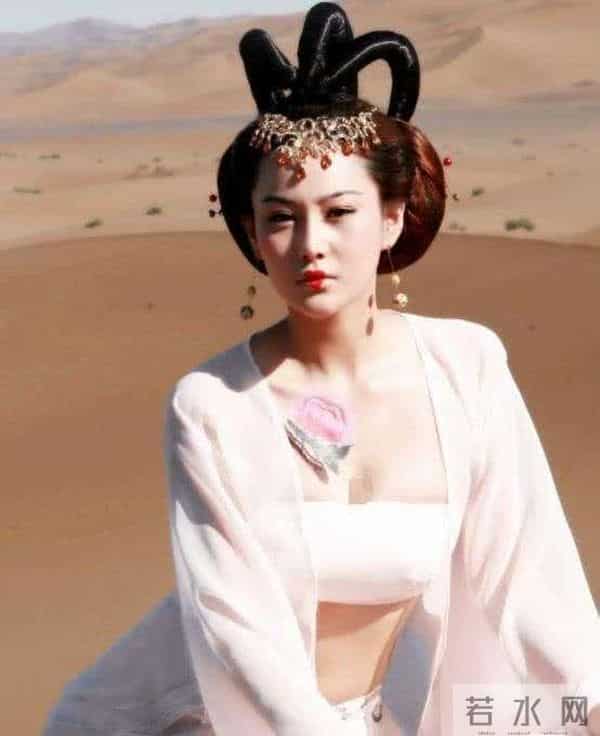 张馨予整容,军嫂张馨予：整容上位黑料不断，手撕前任李晨，遇真爱后却转型