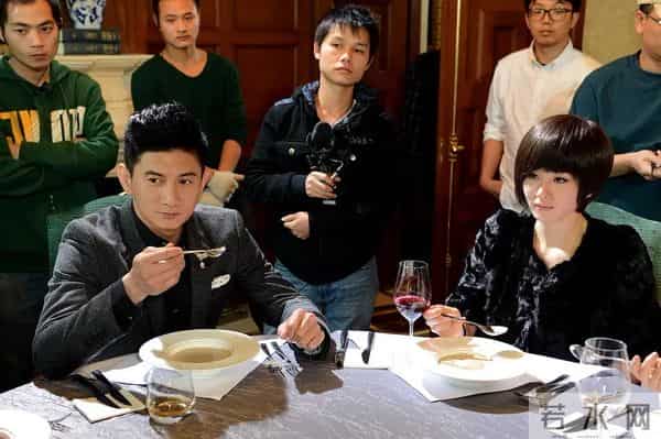 袁弘离开唐人,胡歌不离不弃,也救不了唐人吧