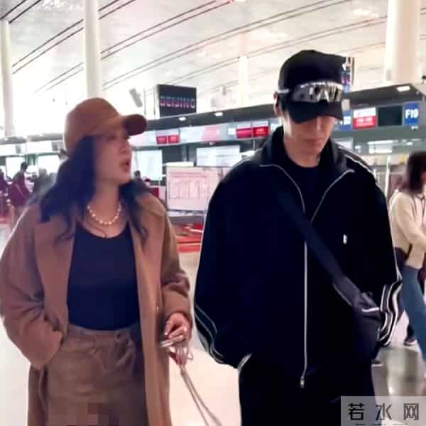 钟丽缇没想到,与张伦硕恩爱9年,也逃不过“姐弟恋”的残酷现实