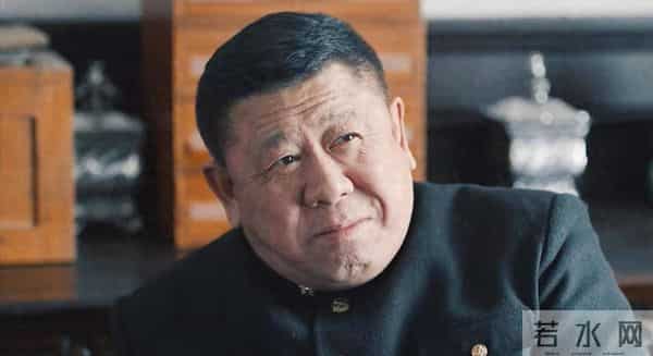 原来他们是夫妻,甘当33年“妻管严”,即便68岁也“不愿”退休