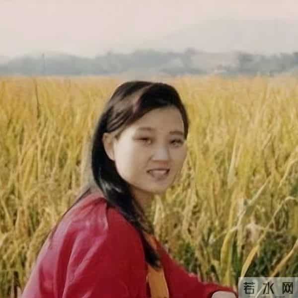 哇60岁的宋祖英,这也太美了吧,看起来也就是30多岁,太年轻了