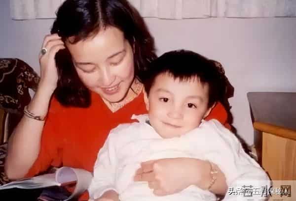 刘晓庆怎么也没想到,一身反骨的40岁外甥,却成了她此生最大的债