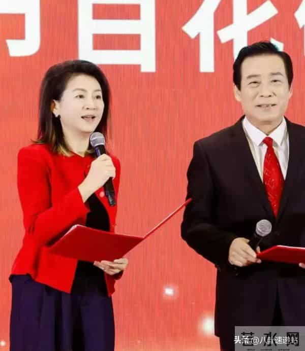 余生好好走!57岁央视女主持王小丫,原来早已经走上另一条大路