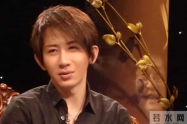 抗癌成功仅1年,49岁刘谦高调官宣喜讯,董卿的话,终于有人信了