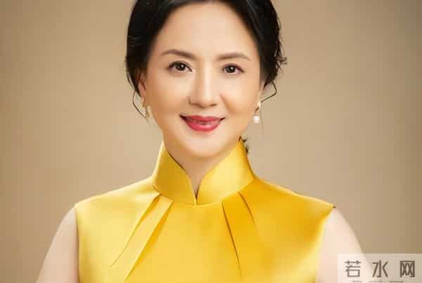 不拍吻戏、不嫁豪门,30岁自毁前程演妈妈,丈夫是她叛逆的后盾