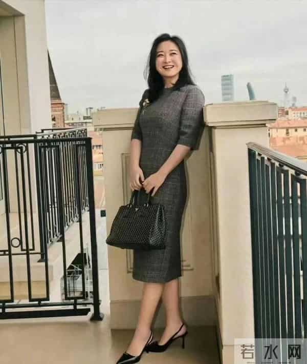 钱赚够了不装了?退出春晚销声匿迹的贾玲,如今的下场怪不了别人