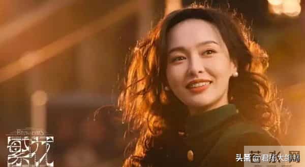 杨幂伴娘,王家卫一语道破真相,这才明白,杨幂和唐嫣为什么会闹掰