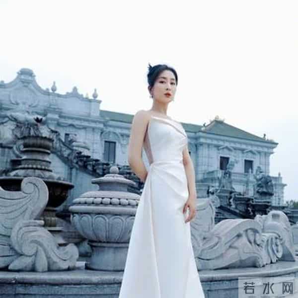 马苏——娇艳欲滴,饱满酥胸,白皙圆润,宛如仙女坠入凡间