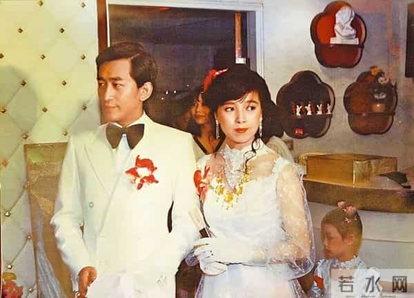 40亿包养黎明,台湾富婆许纯美从挥金如土到青灯古佛终究悟了?