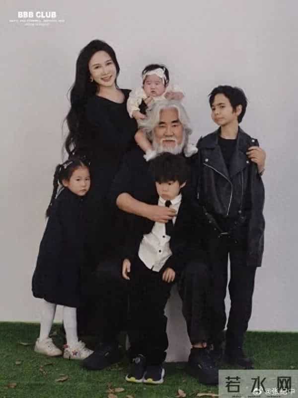 导演张纪中辟谣身家300亿:我一普通导演能挣多少钱;面对孩子问“你什么时候死”,74岁张纪中回应称有决心陪孩子到30岁