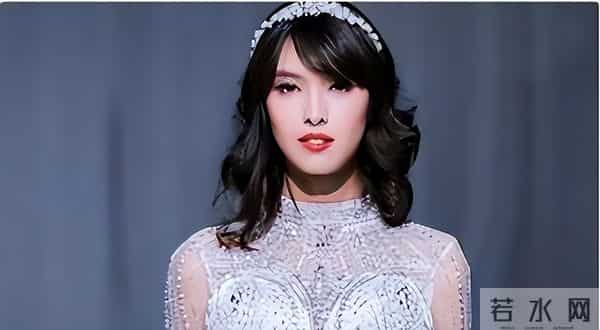 拒绝承认中国血统,却又想回到中国捞金!网友:你要点脸好吗?