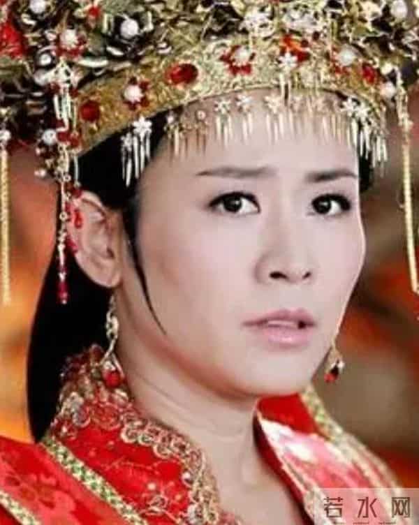 当50岁佘诗曼碰到55岁宣萱,才知在气运面前,颜值跟演技不值一提