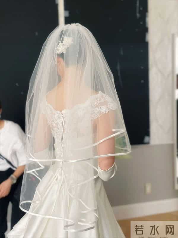 《寂静岭f》女主演员穿上婚纱 非常美丽惊艳