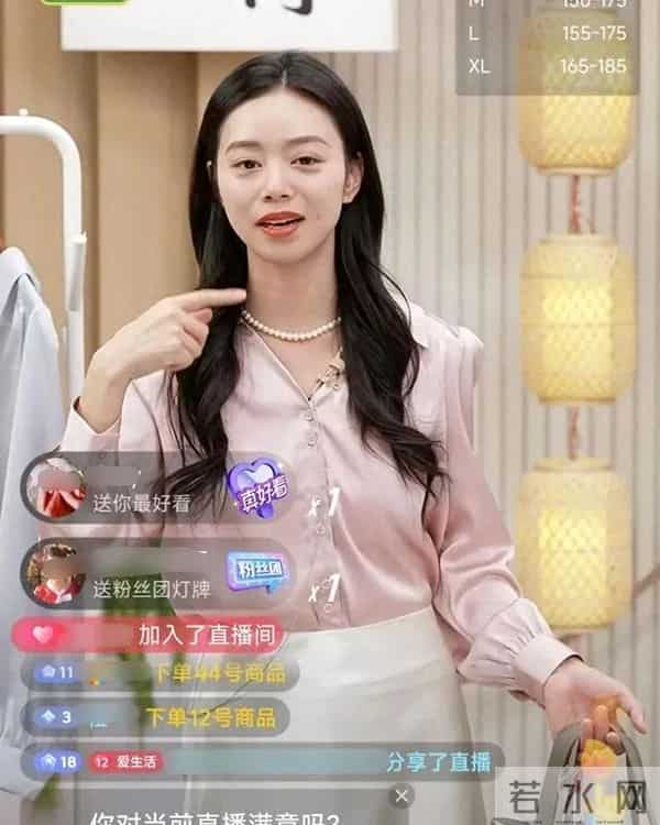 董宇辉成大款,顿顿当老板,留下的YOYO却熬成“废子”令人唏嘘