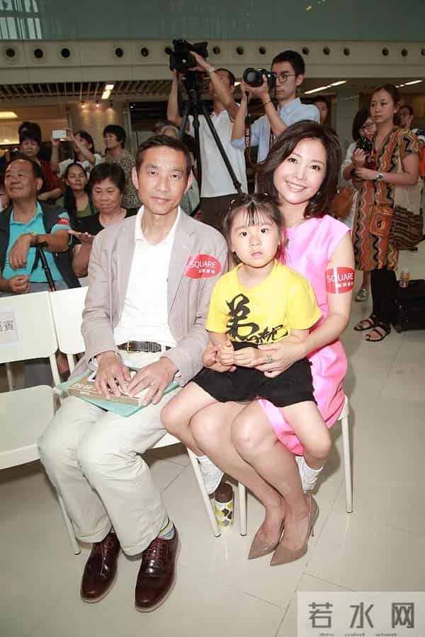 56岁前TVB女星近况曝光,目前她的身份是一家上市公司首席战略官