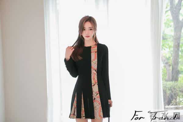 孙允珠-西亚简约风锁链流苏纯白外套