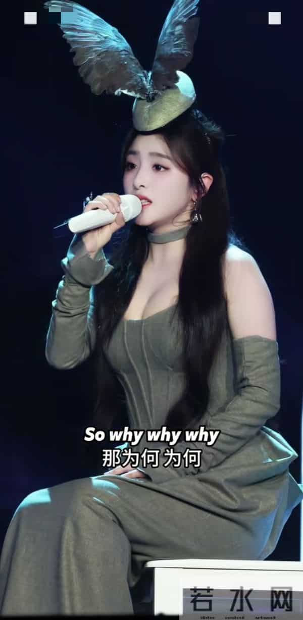 张含韵的身材那么好了啊！ 记忆都还停留在酸酸甜甜那个甜妹时候