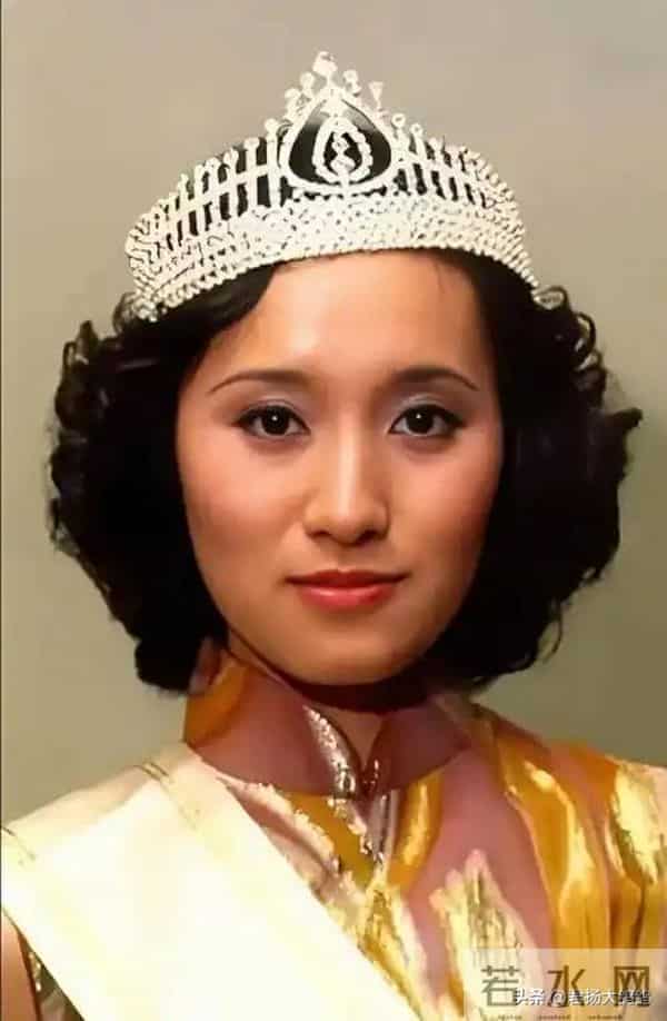 他是汪明荃和曾庆瑜得不到的男人,一生不婚不育,81岁孤独终老