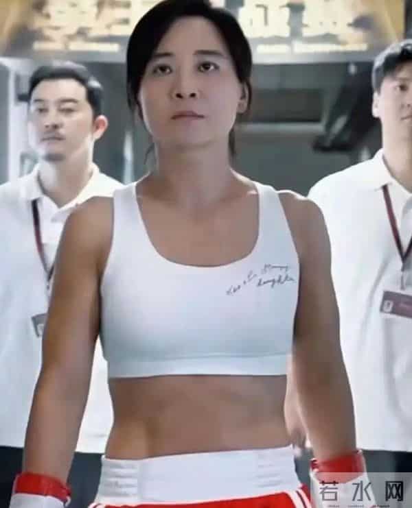 钱赚够了不装了?退出春晚销声匿迹的贾玲,如今的下场怪不了别人