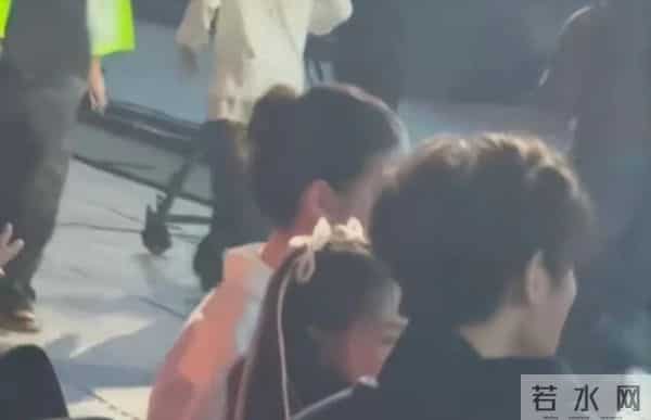 董璇为啥放心小酒窝自己参加活动，不是心大，而是有这两个人