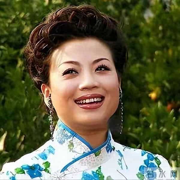 世事难预料！谁能料到未婚未育的张也，到57岁竟活成人生赢家！