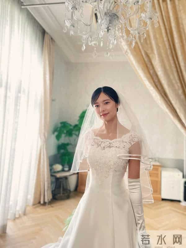 《寂静岭f》女主演员穿上婚纱 非常美丽惊艳