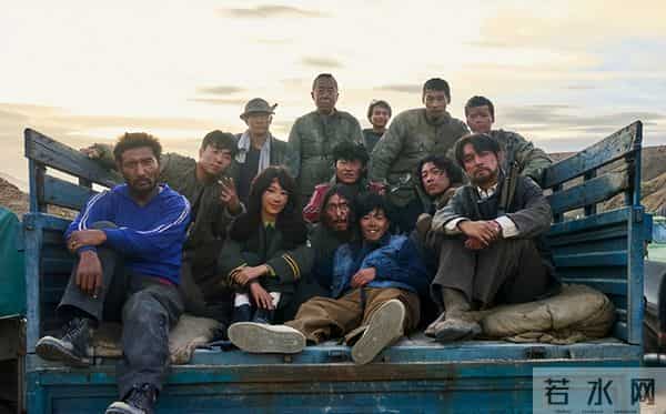 钱赚够了不装了?退出春晚销声匿迹的贾玲,如今的下场怪不了别人