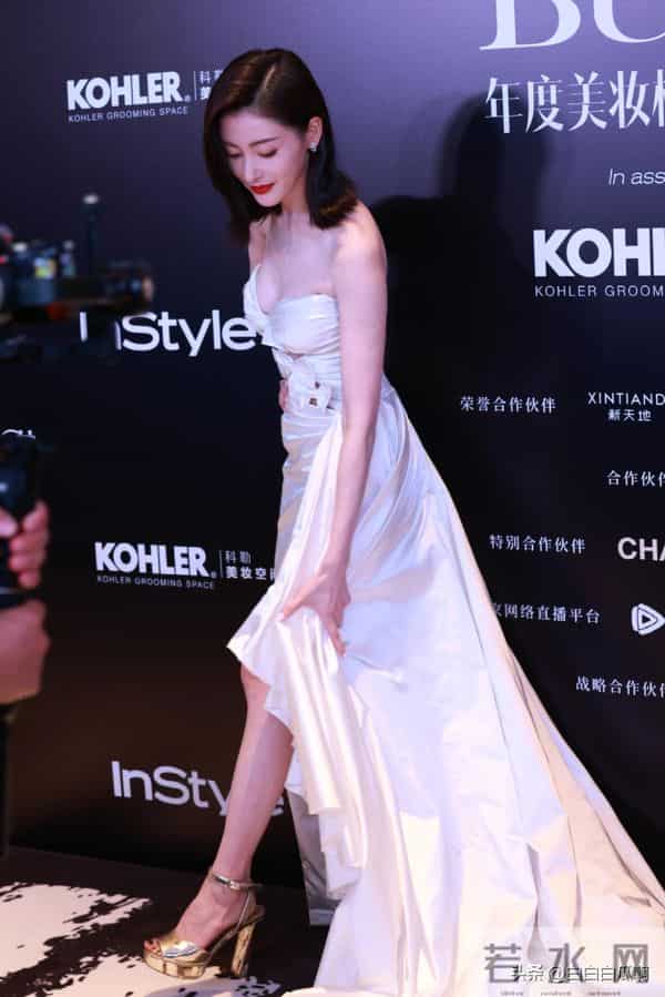 张天爱,行走的3D建模身材,好的不得了!