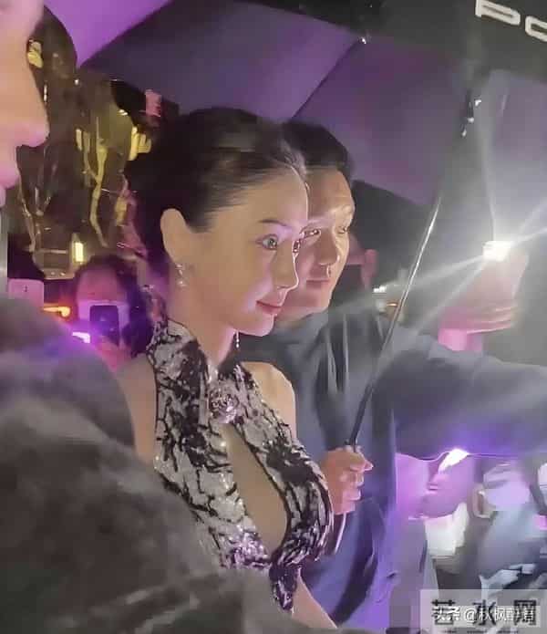 好家伙,杨颖咋变成这样了?