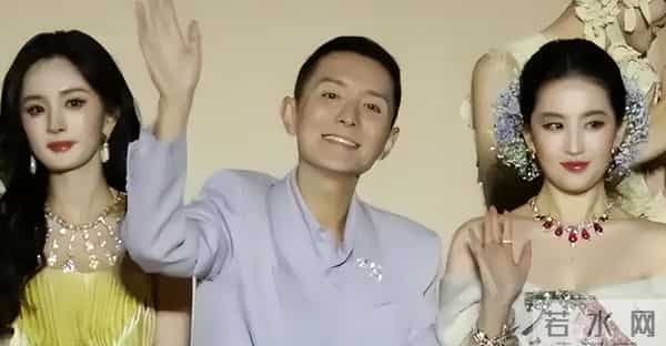 和刘恺威离婚7年后,杨幂高调官宣喜讯,两人早已形同陌路