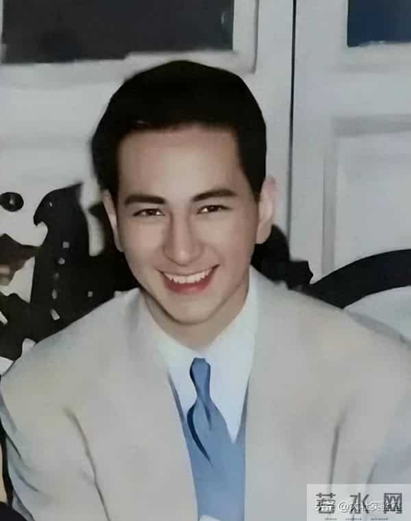 这就是二太蓝琼缨的真实样貌，都看看吧，这可不是演员饰演的