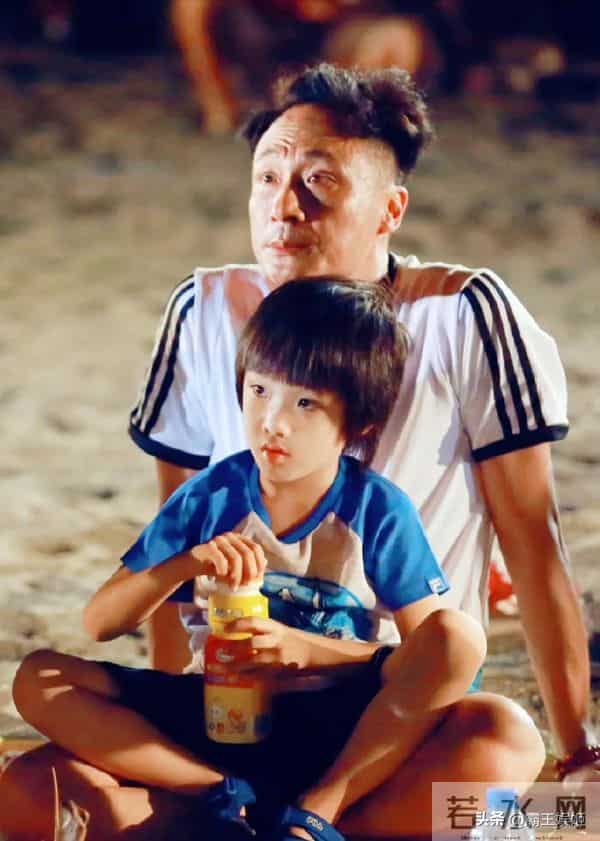 吴镇宇没想到!17岁费曼近照惊呆网友:昔日萌娃变30岁大叔?