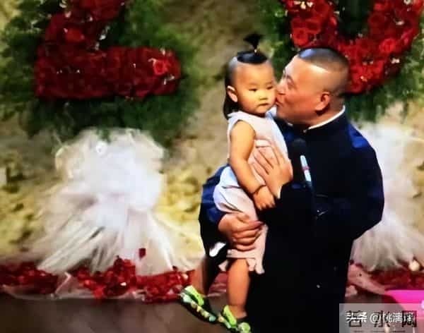 “溺爱”郭汾阳,求着郭麒麟继承家业,52岁的郭德纲暴露了真面目