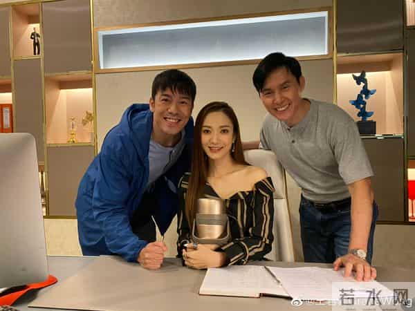 TVB离巢花旦近况曝光!带娃半年疑有意复出,自曝想念演员的生活