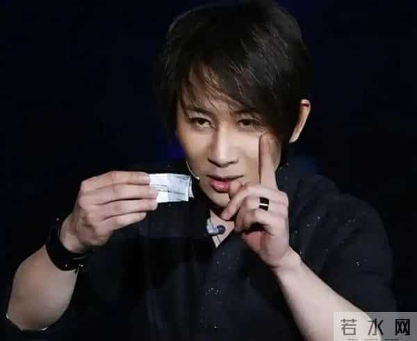 钱再多有什么用?"不良嗜好"致癌的刘谦,给中年男人们提了个醒