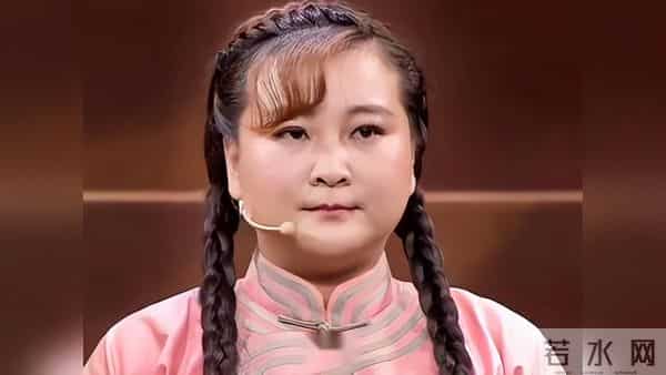 钱赚够了不装了?退出春晚销声匿迹的贾玲,如今的下场怪不了别人