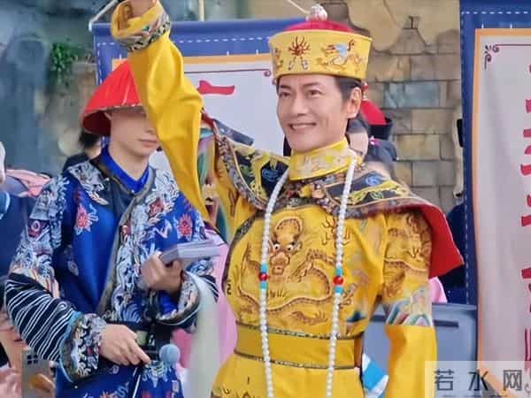 明星都开始失业了？众多明星无戏可拍换赛道，星二代纷纷集体出道