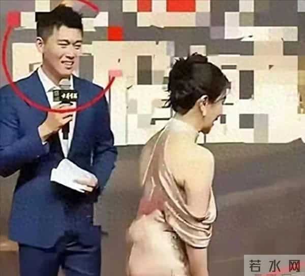 42岁的左小青,不知道她尴尬不尴尬