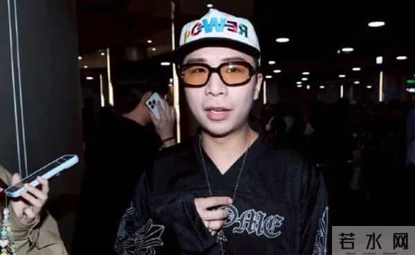 大S离世9个月后，小S现身权志龙演唱会，悬着的心终于放下了