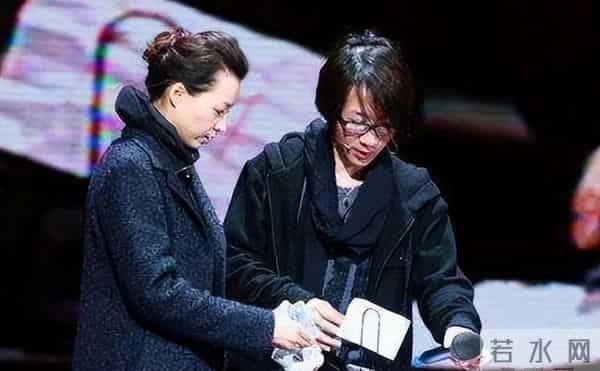 抗癌成功仅1年,49岁刘谦高调官宣喜讯,董卿的话,终于有人信了