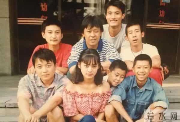 宁静做梦也没想到,美国前夫留给她的儿子,如今竟成她唯一的依靠