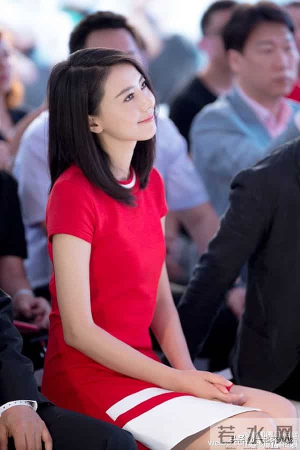 高圆圆美得不得了,完美诠释了性感