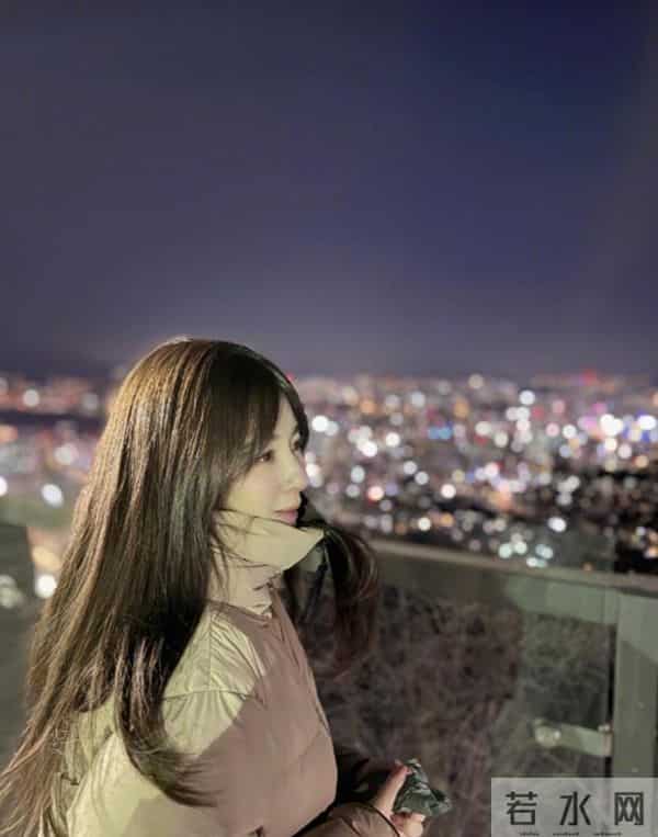 俞灏明与女友韩国甜蜜约会,王晓晨大方晒照,在一起一年超稳定