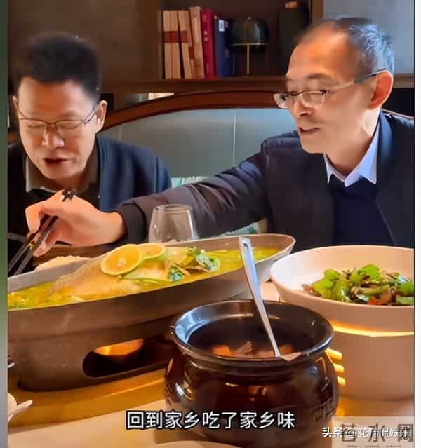 许健华明天开播,谢岳更新四川老家视频,心情美丽,助理不是郑琴