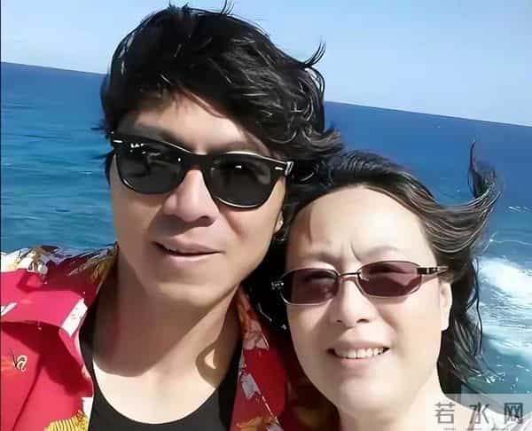 娶了著名女演员37年，生下2个漂亮女儿，如今61岁活成人生赢家