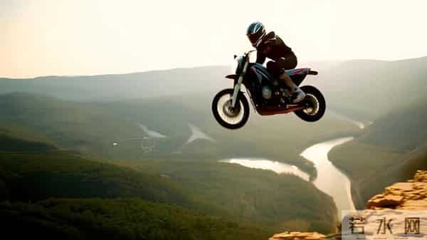 半个世纪前的摩托飞人,摔断过433根骨头,如今小李子为他飙戏