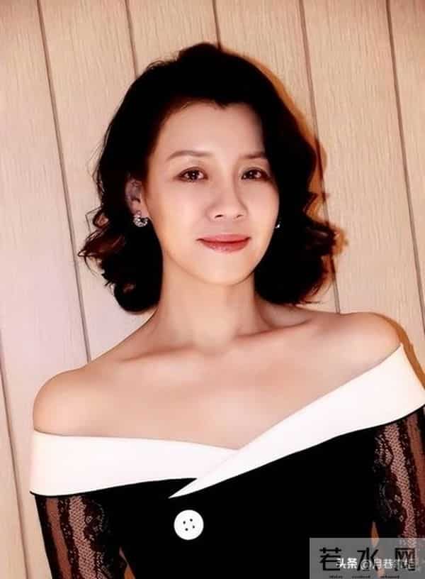 与4婚导演同居,3年流产2次,转身下嫁穷小子的刘琳,如今咋样